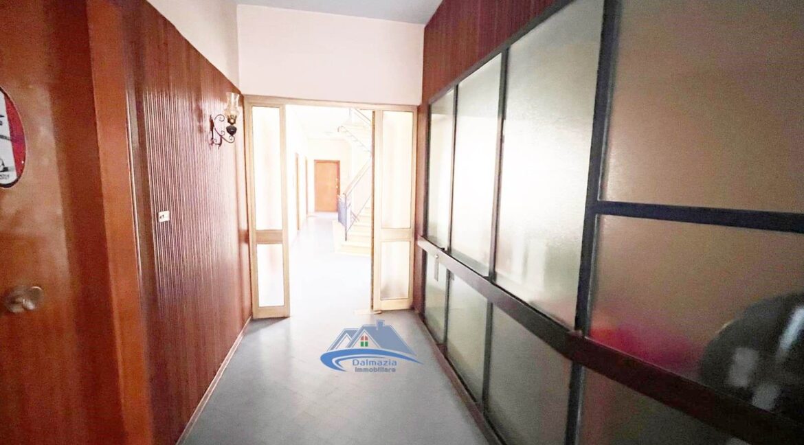 ingresso condominiale