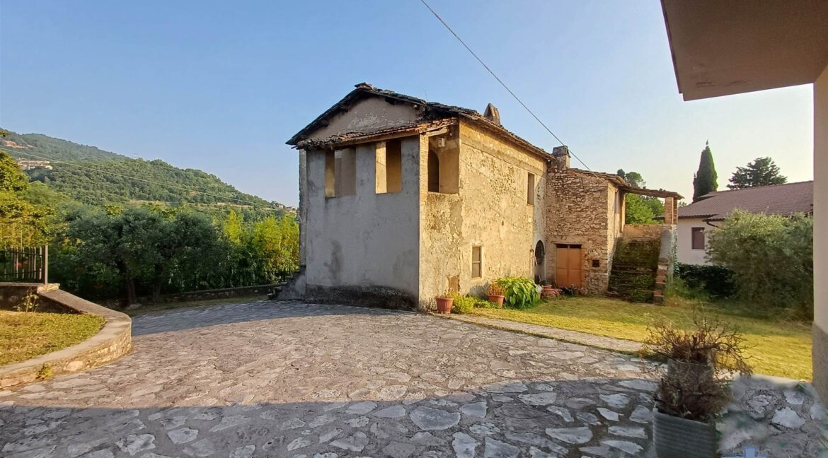 Casale in pietra